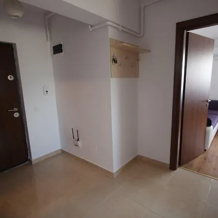 Apartament Davmely * Năvodari